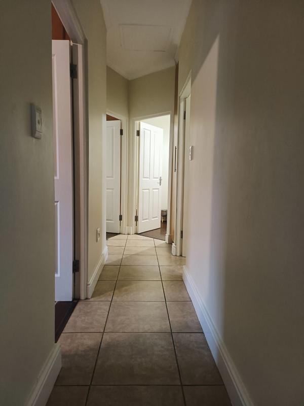 3 Bedroom Property for Sale in Sandbaai Western Cape